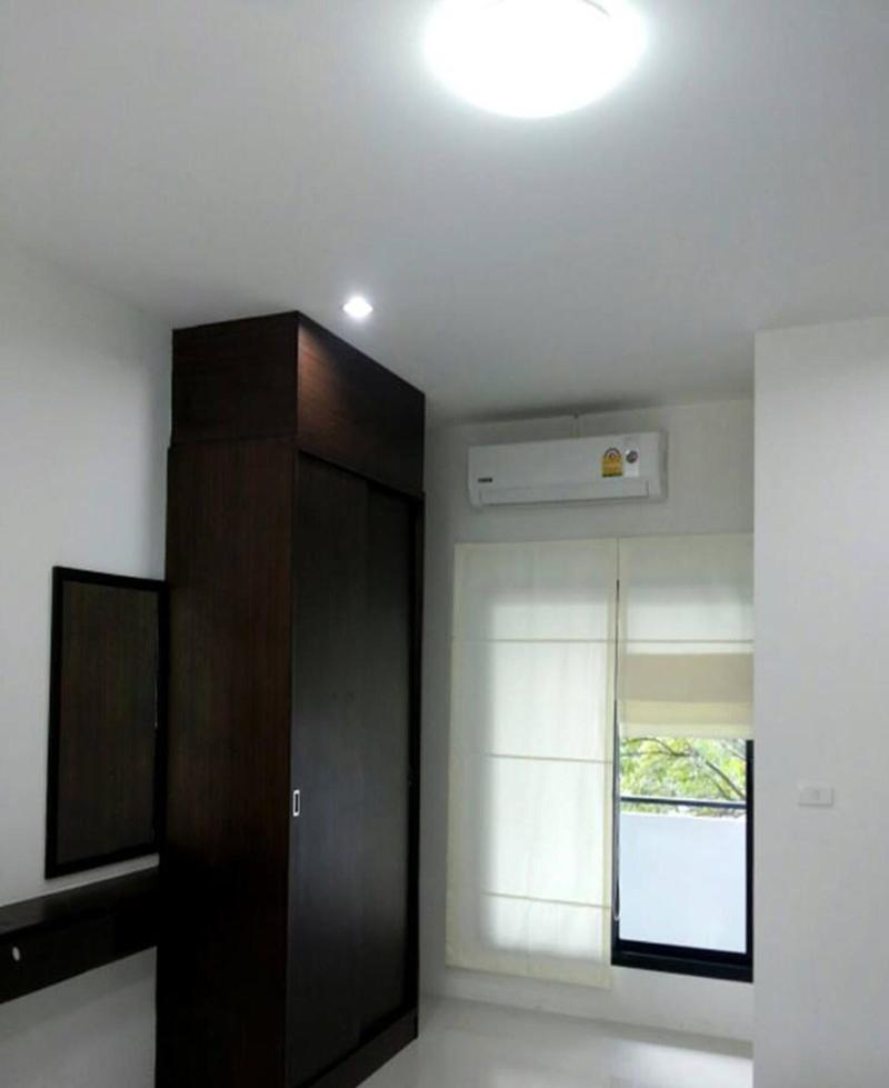 House 945 - Oda