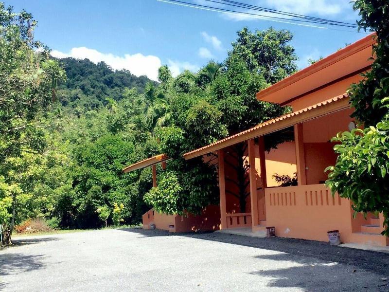 At Sichon Resort - Genel