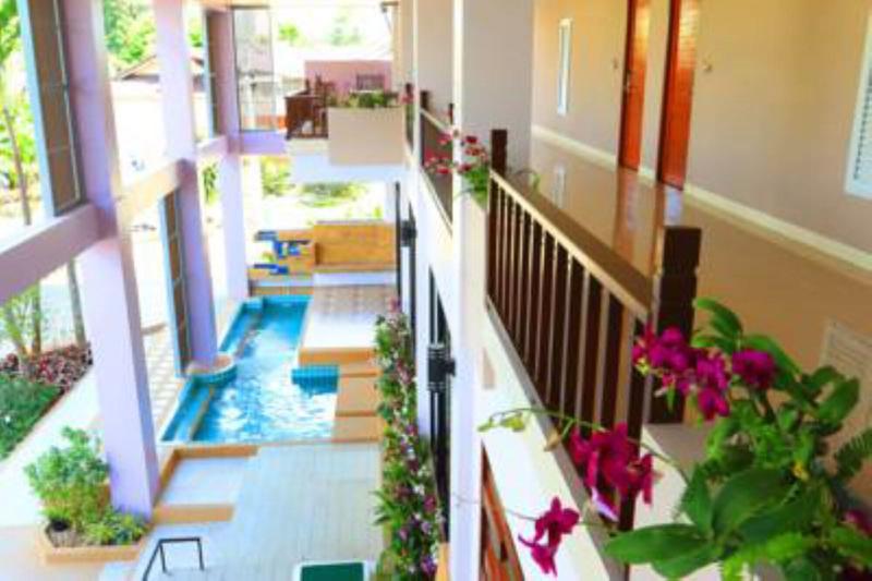 Na Tubthieng Boutique Resort - Lobi