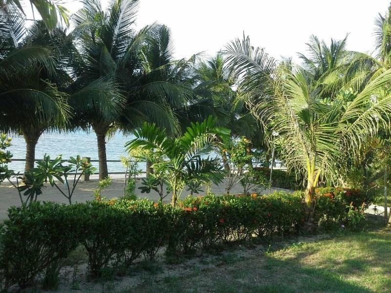 Krisada Beach Resort - Genel