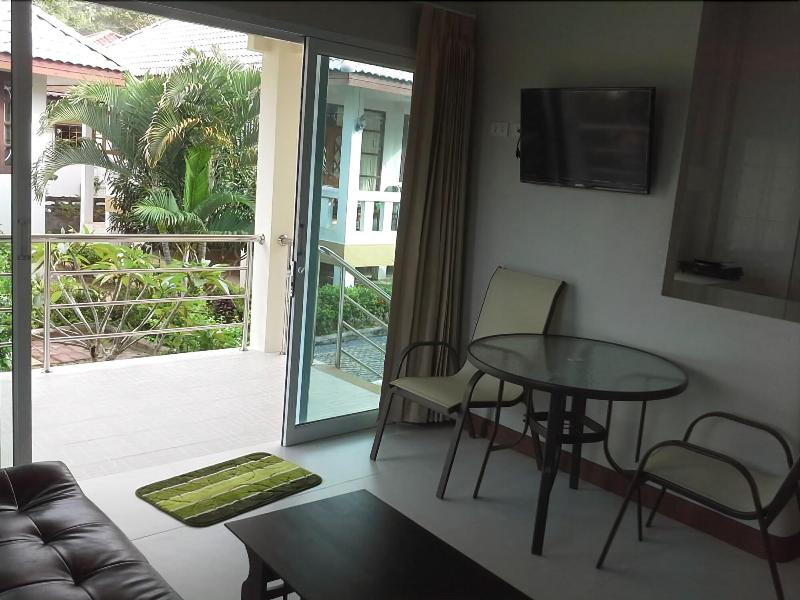 Krisada Beach Resort - Oda