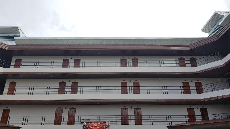 The Grand Apartment - Genel