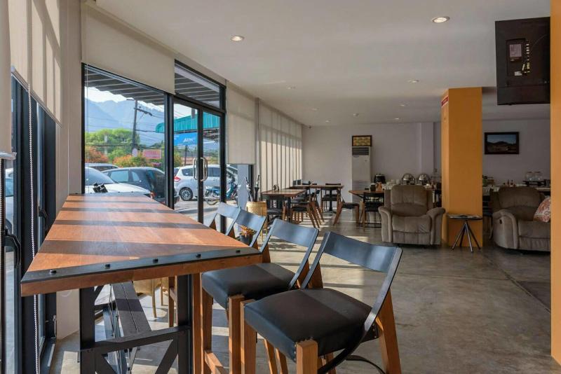 Raenong Boutique Hotel - Lobi