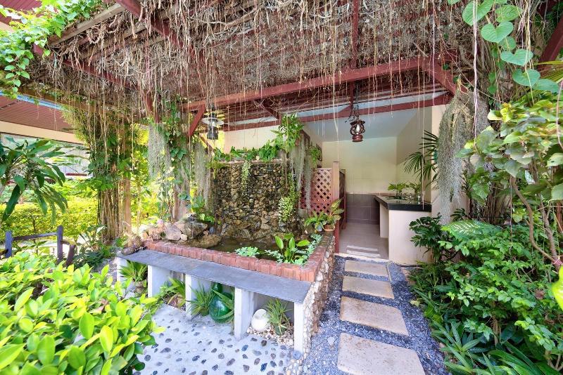 Aumpai Luxury - Genel