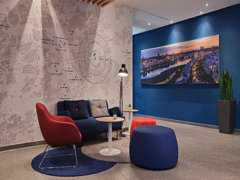 Holiday Inn Express Dortmund - Lobi