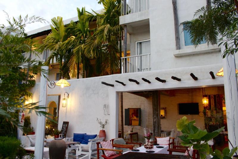 De Lit Hotel - Genel
