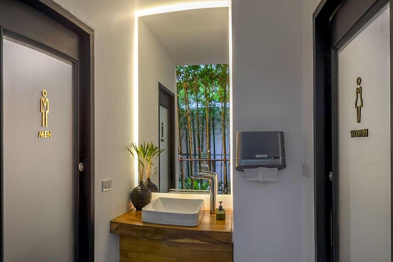 M5 Hotel - Lobi