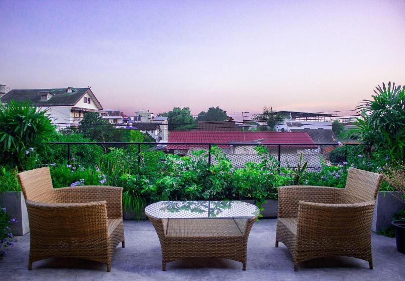M5 Hotel - Teras
