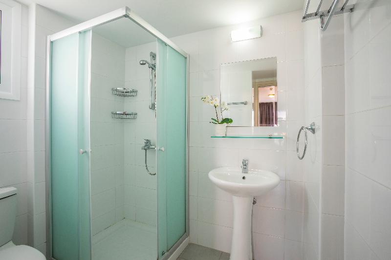 Christabelle Hotel Apartments - Oda