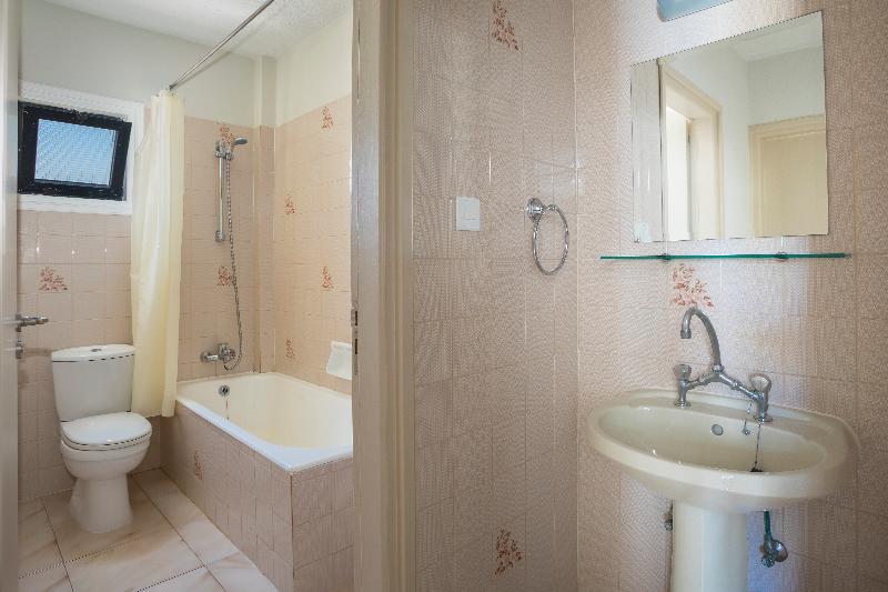 Christabelle Hotel Apartments - Oda