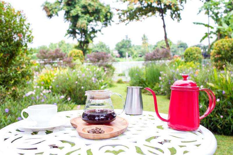 Sannot Riverside Boutique Hotel - Restoran