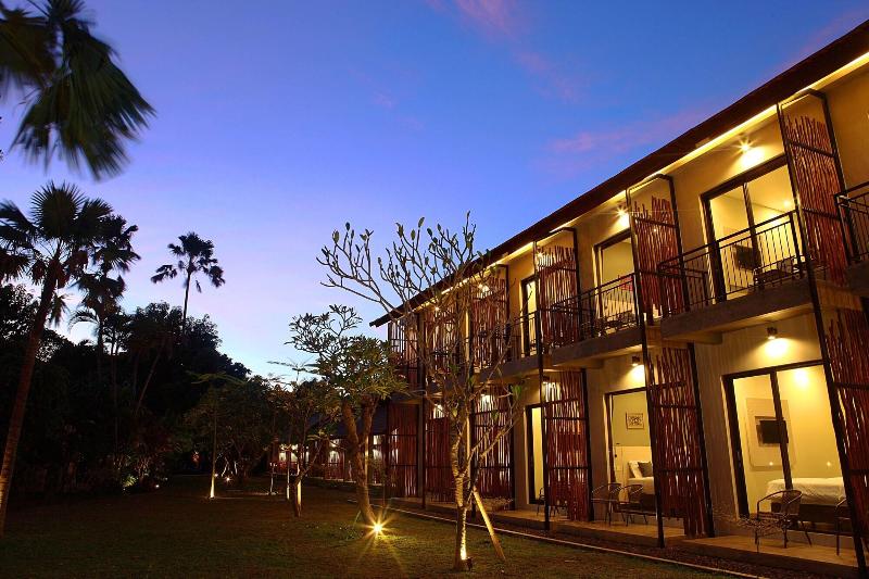Adys Inn - Genel