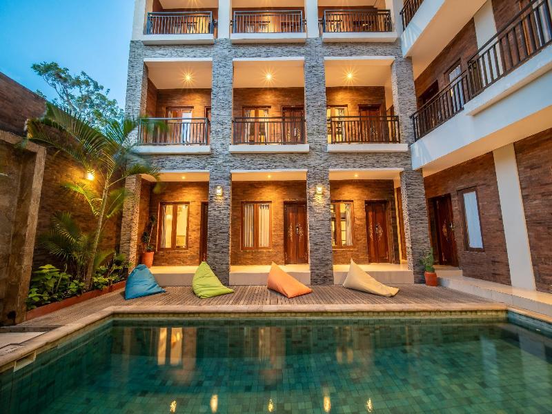 Gelatik Bed And Breakfast - Hostel - Havuz