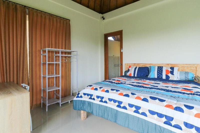 Sunari Guesthouse by ZUZU - Oda