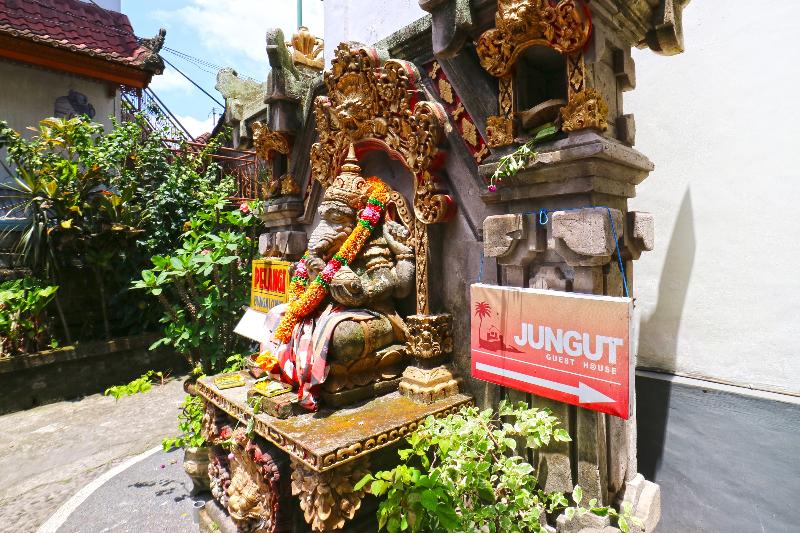 Jungut Guest House Ubud by ZUZU - Genel