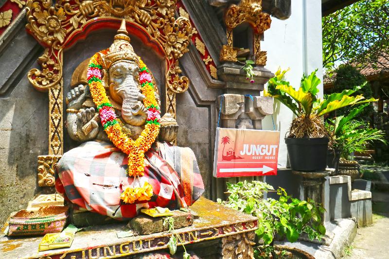 Jungut Guest House Ubud by ZUZU - Genel