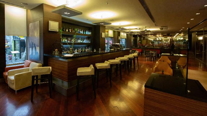 Point Hotel Taksim - Bar