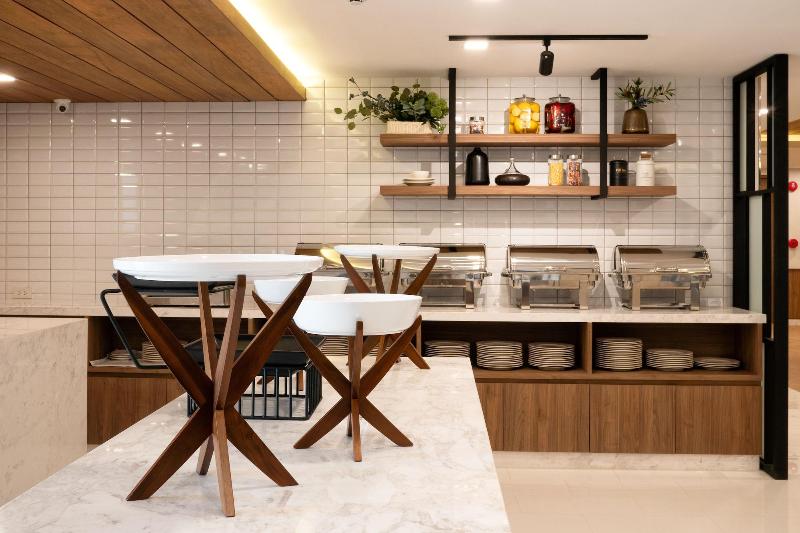 Sann Hotel - Restoran