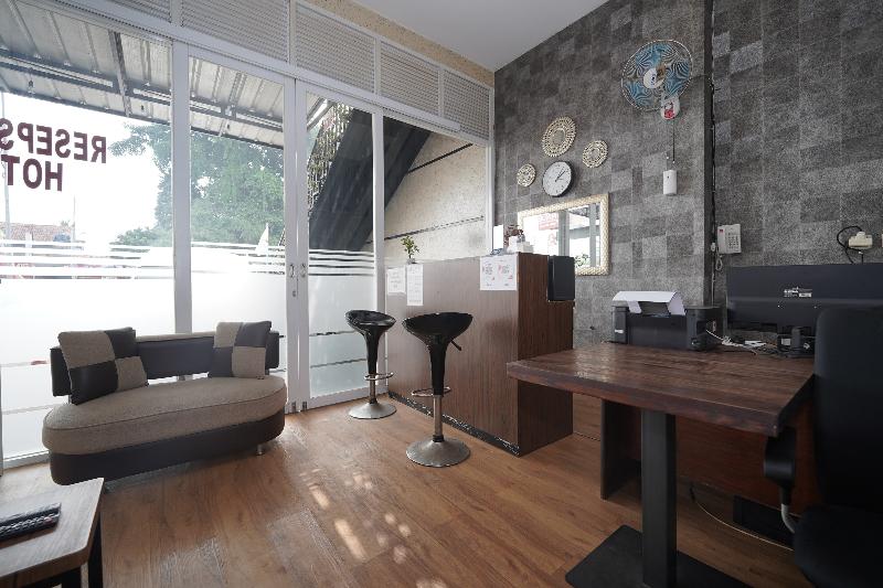 Hotel Soreang by ZUZU - Lobi