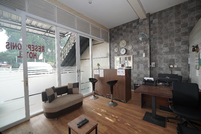 Hotel Soreang by ZUZU - Lobi