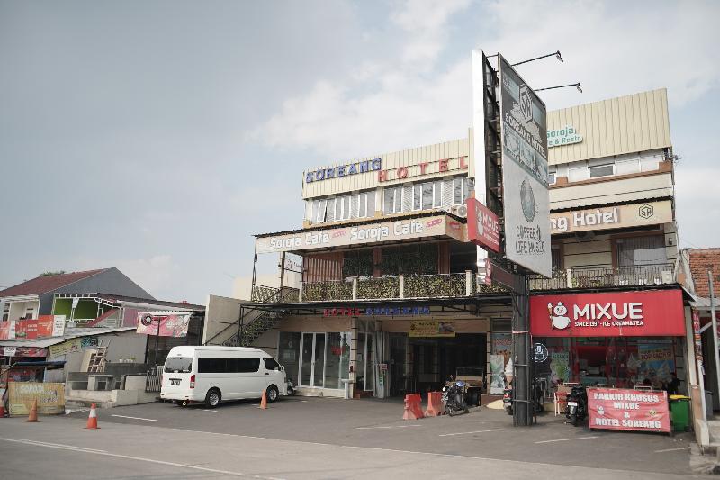 Hotel Soreang by ZUZU - Genel