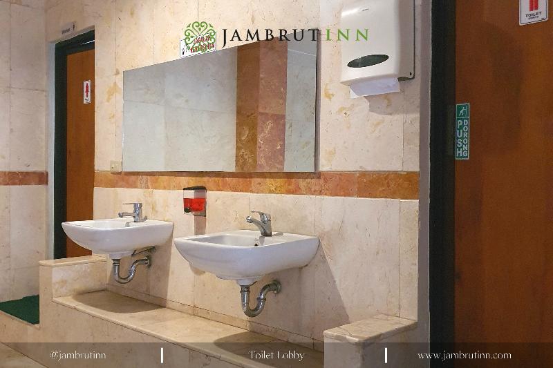 Jambrut Inn by ZUZU - Lobi