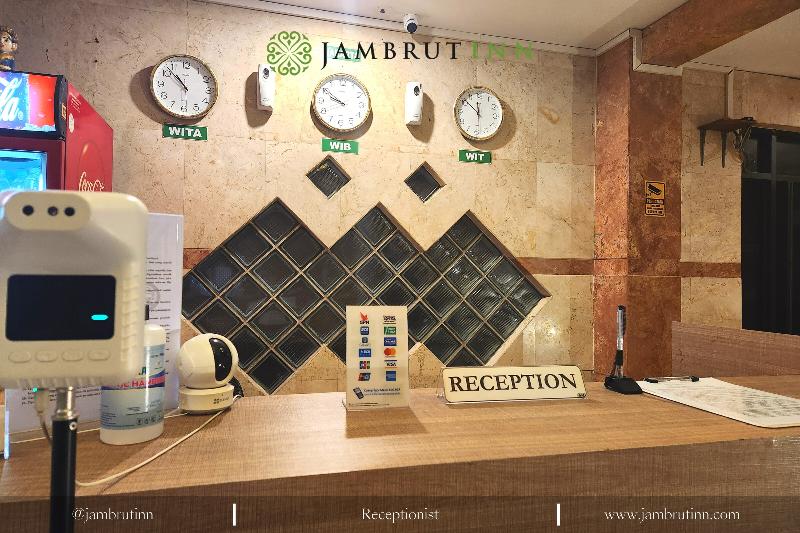 Jambrut Inn by ZUZU - Lobi