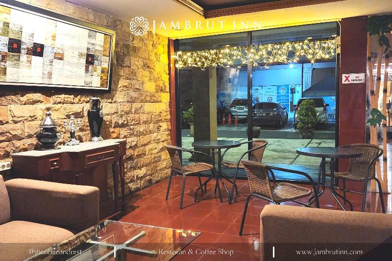 Jambrut Inn by ZUZU - Restoran