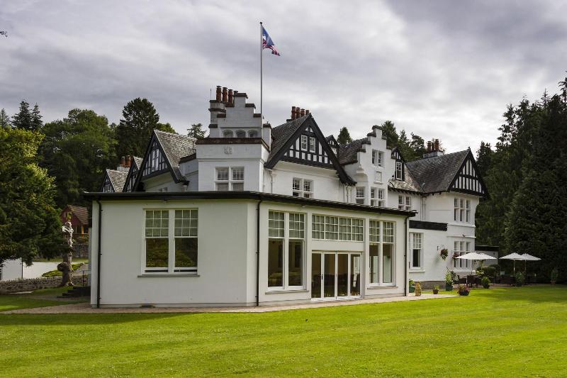 Pine Trees Hotel - Genel