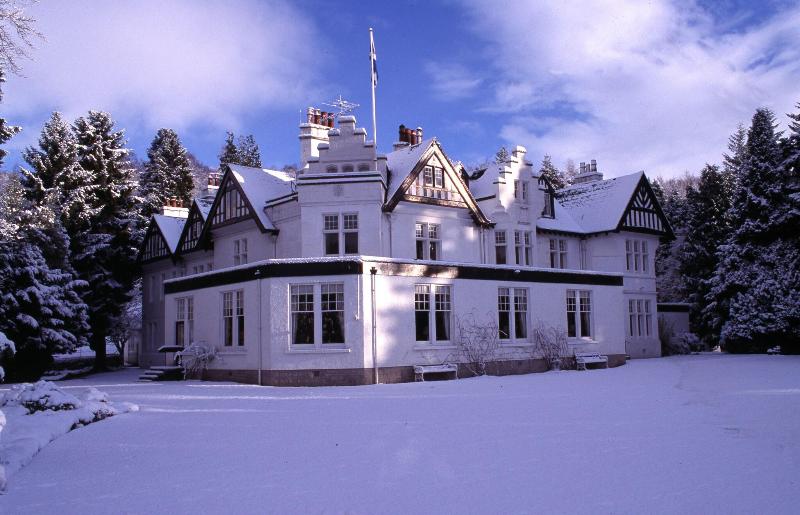 Pine Trees Hotel - Genel