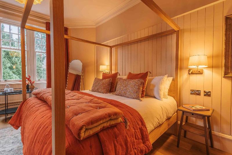 Pine Trees Hotel - Oda