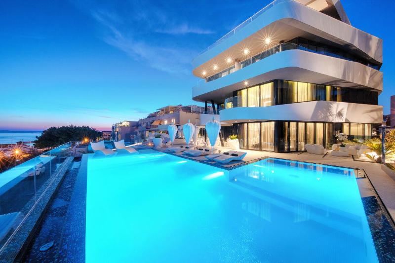 All Suites Hotel Posh - Genel