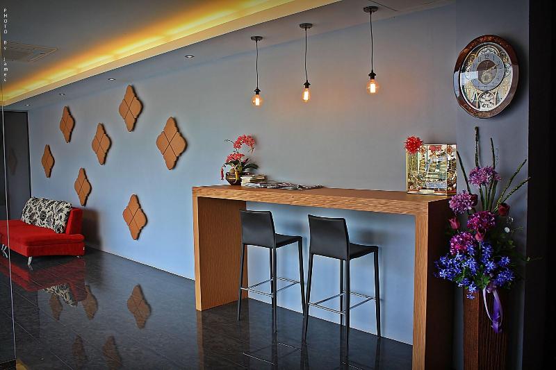Merdelong Hotel - Lobi