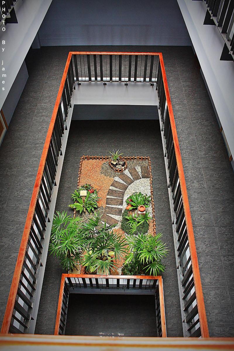 Merdelong Hotel - Teras