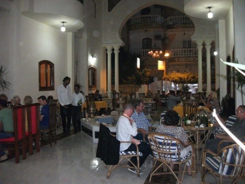 Alhambra Hotel - Lobi