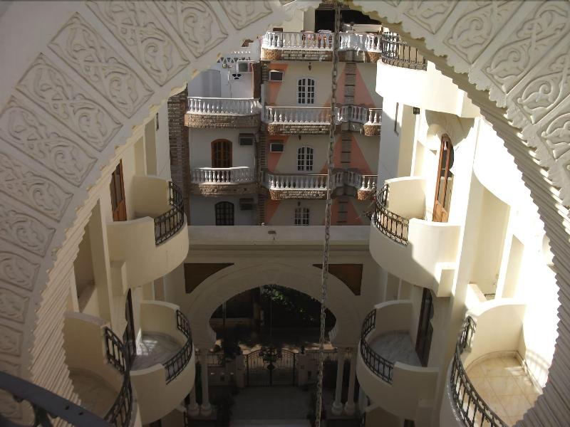 Alhambra Hotel - Lobi