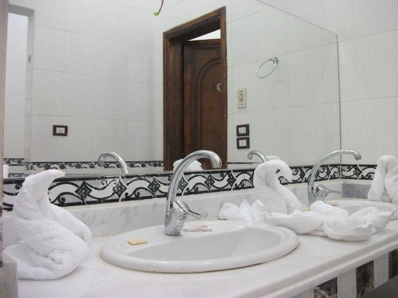Alhambra Hotel - Lobi