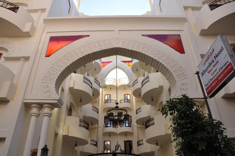 Alhambra Hotel - Genel