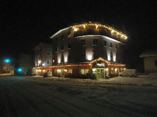 Victory Hotel Dermulo Di Predaia otel fotoğrafı