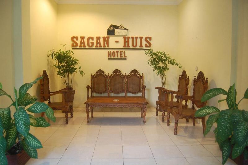 Sagan Huis Hotel - Lobi
