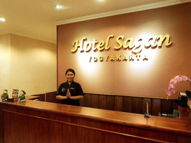 Sagan Hotel - Lobi