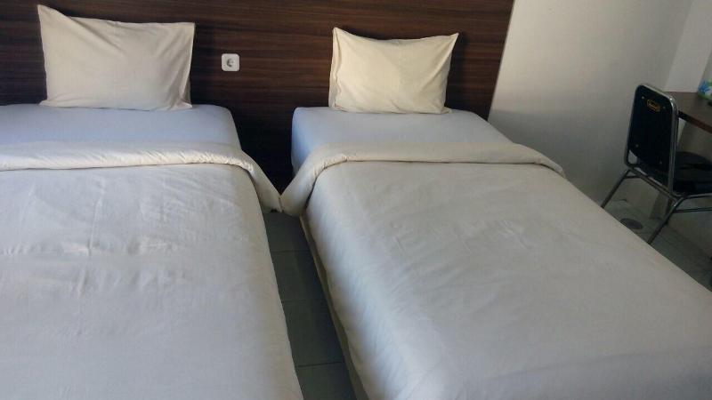 Netral Hotel - Oda