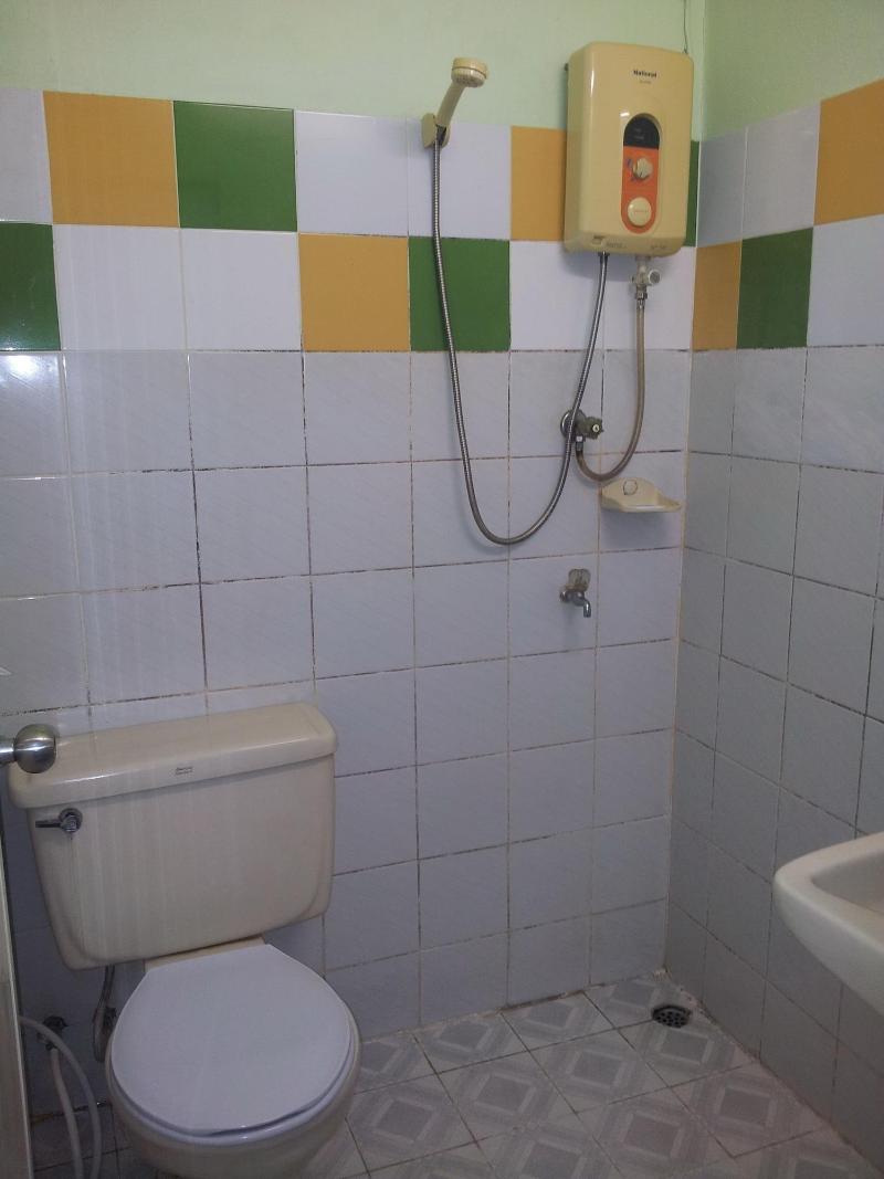 V.House Nakhon - Oda