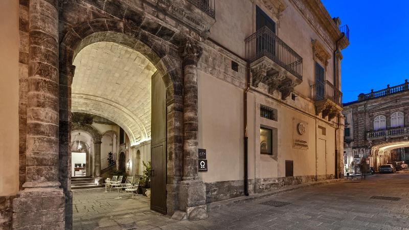 A.D. 1768 Boutique Hotel - Genel