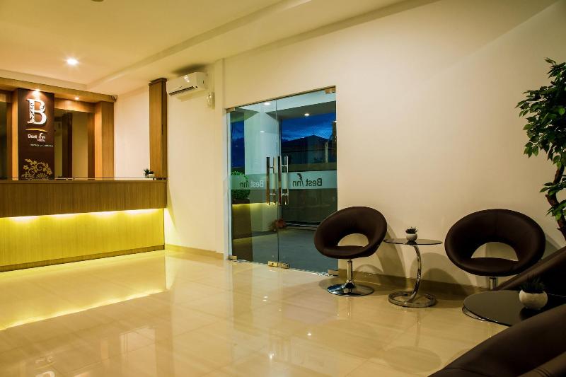 Best Inn Hotel - Lobi