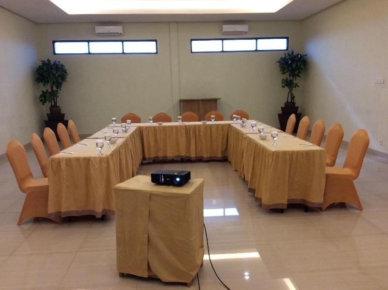 Best Inn Hotel - Toplantı