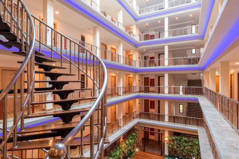 Marlin Hotel - Lobi