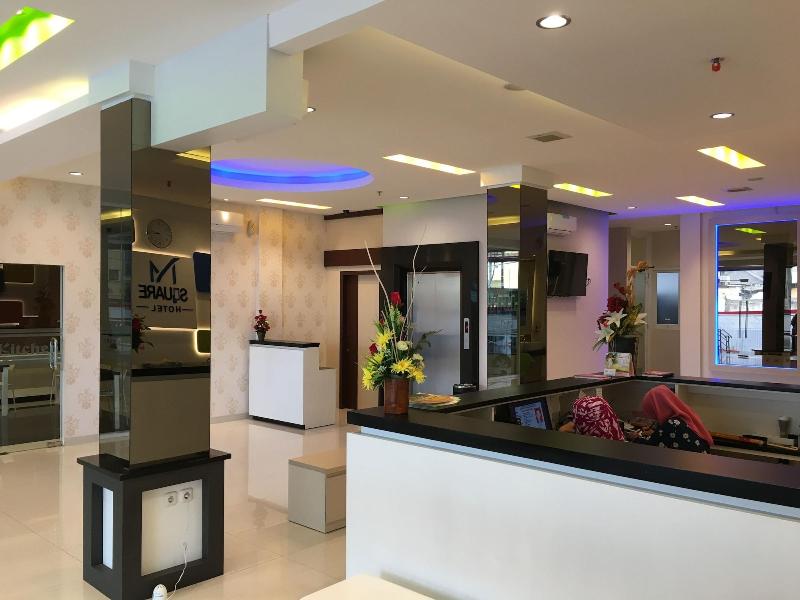 Msquare Hotel - Lobi