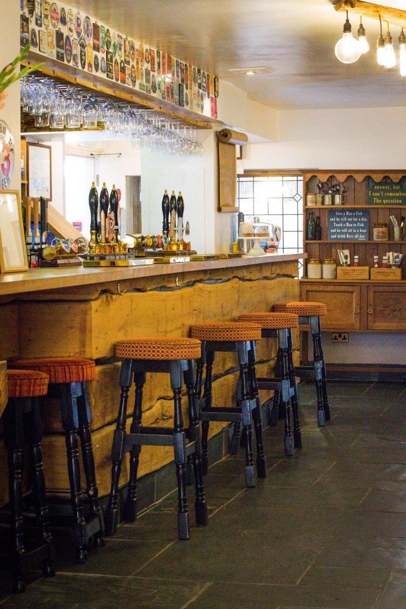 The Old Fourpenny Shop Hotel - Bar