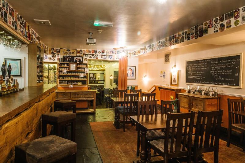 The Old Fourpenny Shop Hotel - Bar